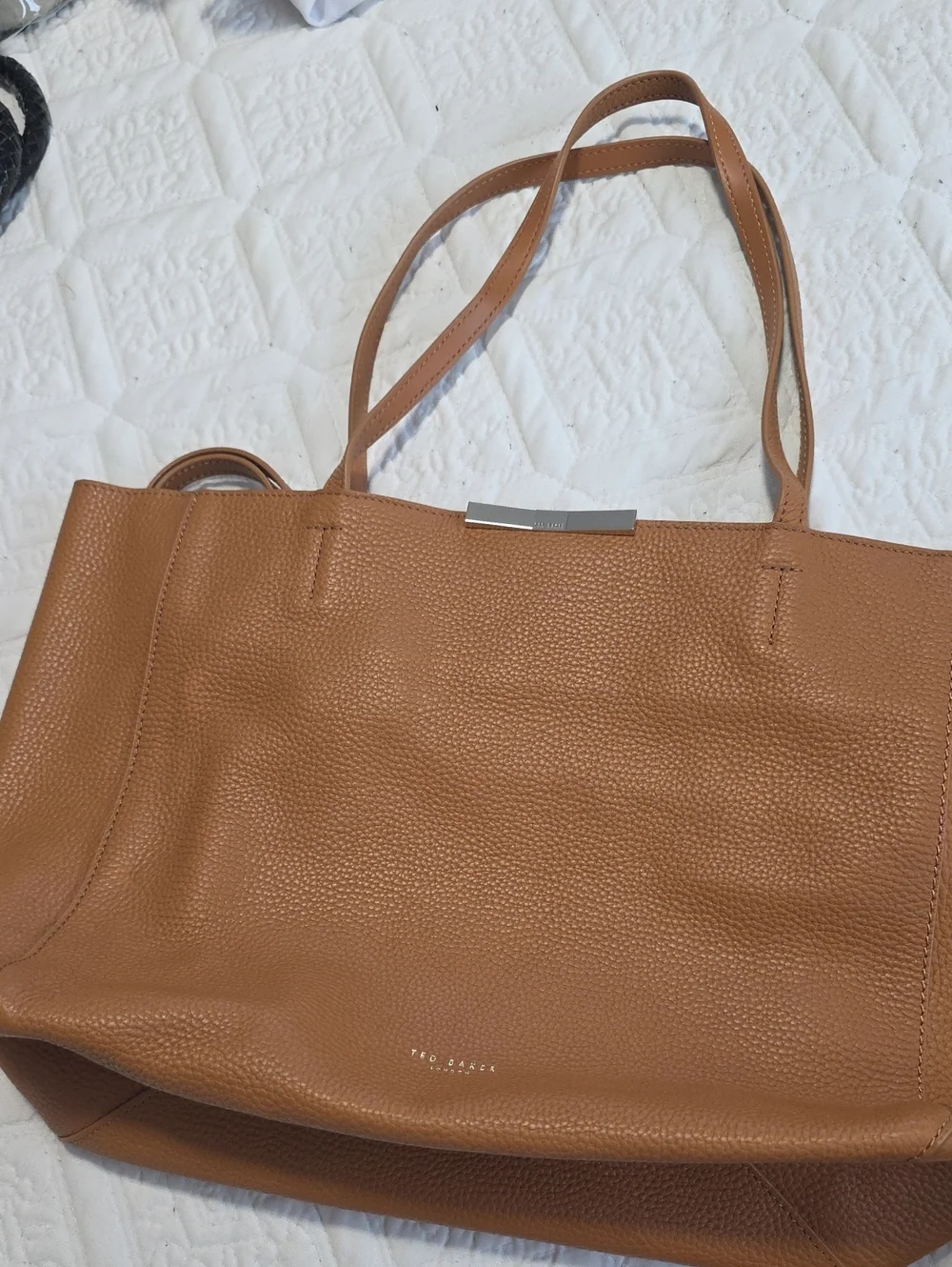 Leather Tote Bag in Cognac Brown - Unbranded